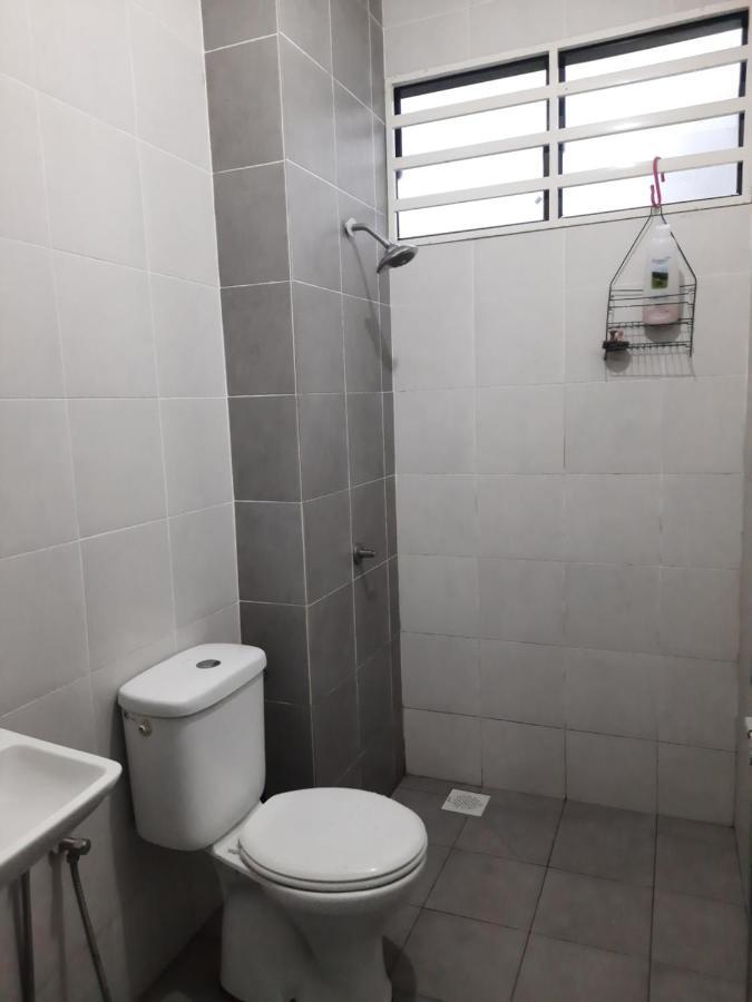 Az Homestay Bertam Perdana With Free Wifi Kepala Batas  Dış mekan fotoğraf
